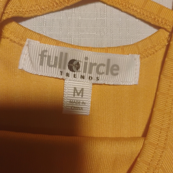 Urban Outfitters Yellow Top and Plaid Skirt Set - Picture 6 of 11